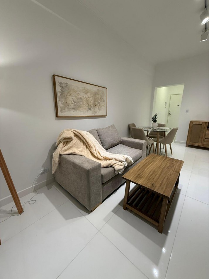 DEPARTAMENTO DE 3 AMB CON 2 PATIOS 