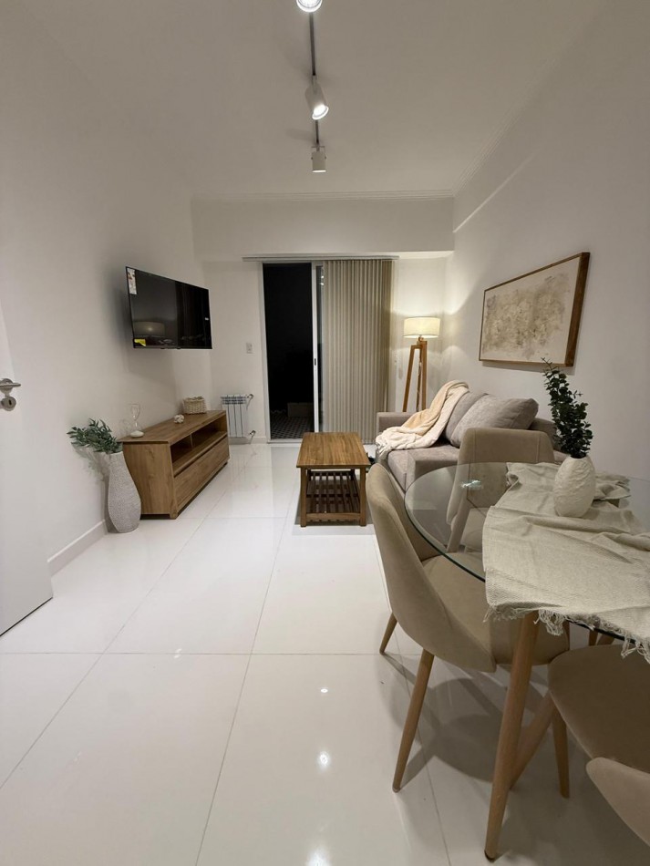 DEPARTAMENTO DE 3 AMB CON 2 PATIOS 