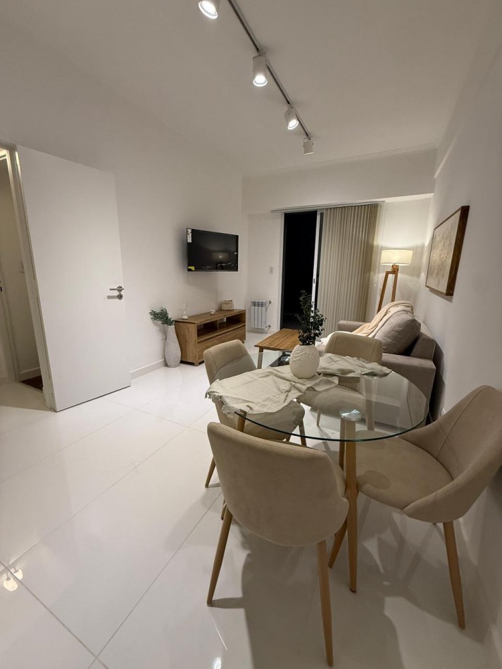 DEPARTAMENTO DE 3 AMB CON 2 PATIOS 