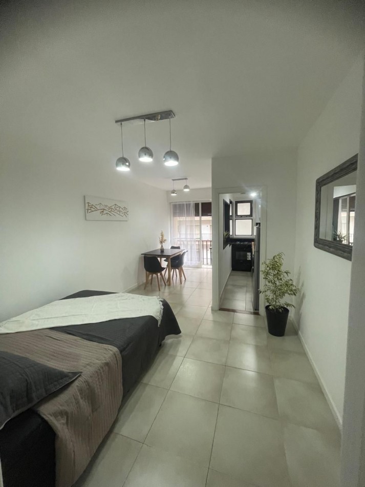 DEPARTAMENTO DE 1 AMB EXTERNO CON BALCON 