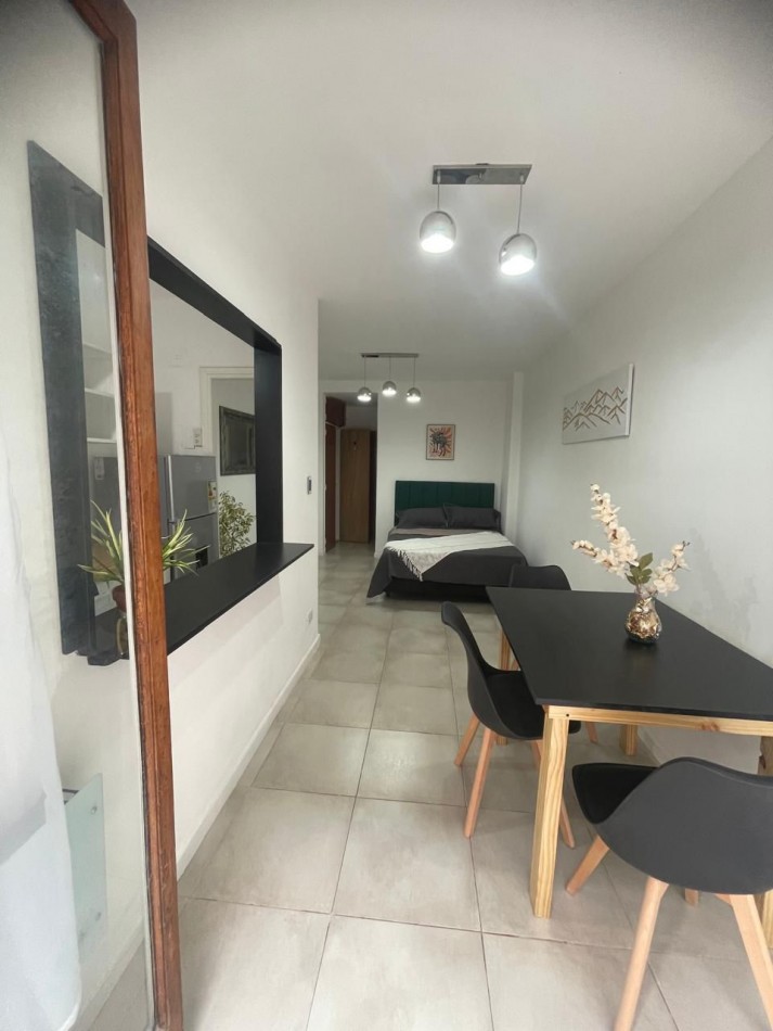 DEPARTAMENTO DE 1 AMB EXTERNO CON BALCON 