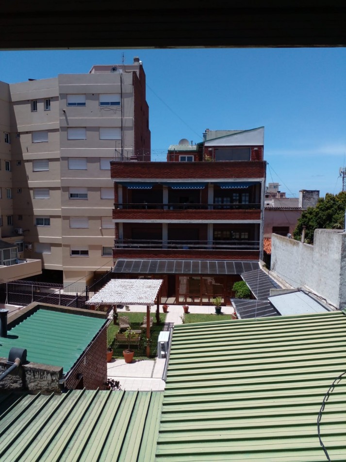 Departamento de 3 ambientes con balcon 