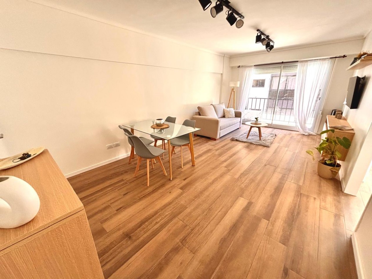 DEPARTAMENTO DE 2 AMB EXTERNO CON BALCON. RECICLADO