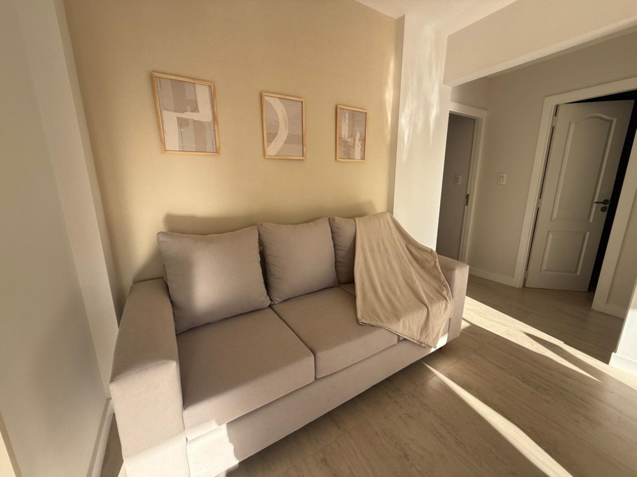 DEPARTAMENTO DE 3 AMB AL CONTRA FRENTE ABIERTO. RECICLADO