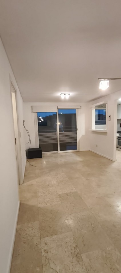 DEPARTAMENTO DE 2 AMB EN RIPALDA XX