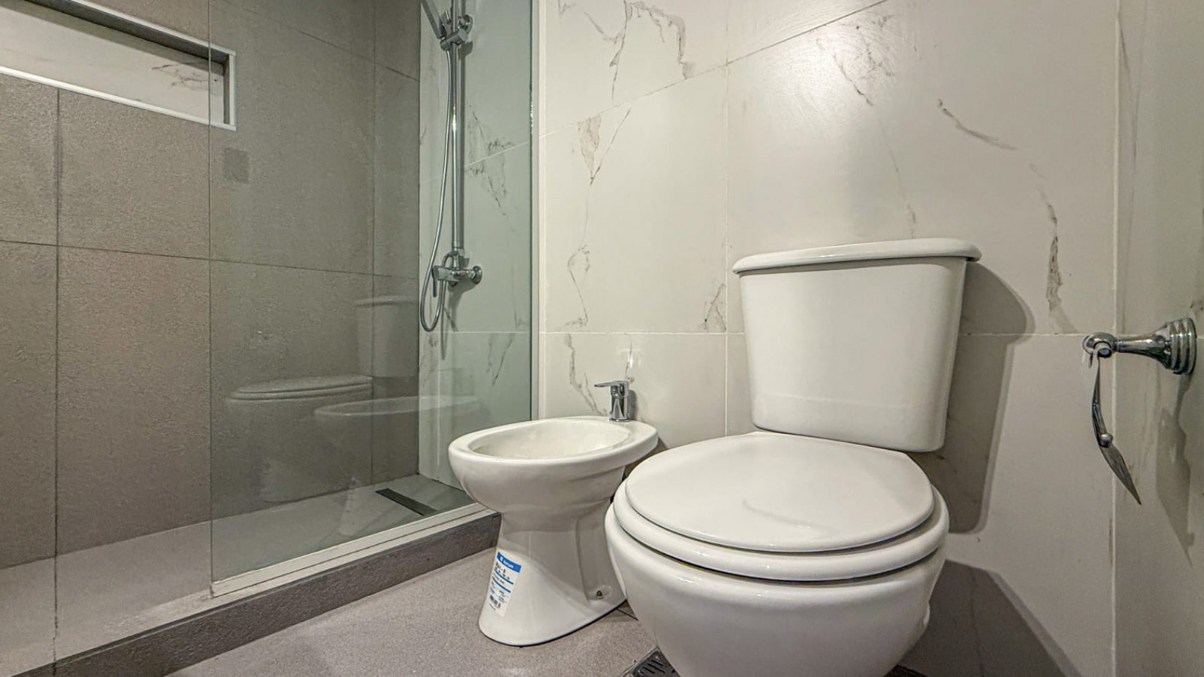DEPARTAMENTO DE 2 AMB CON DEP RECICLADO. EXTERNO 