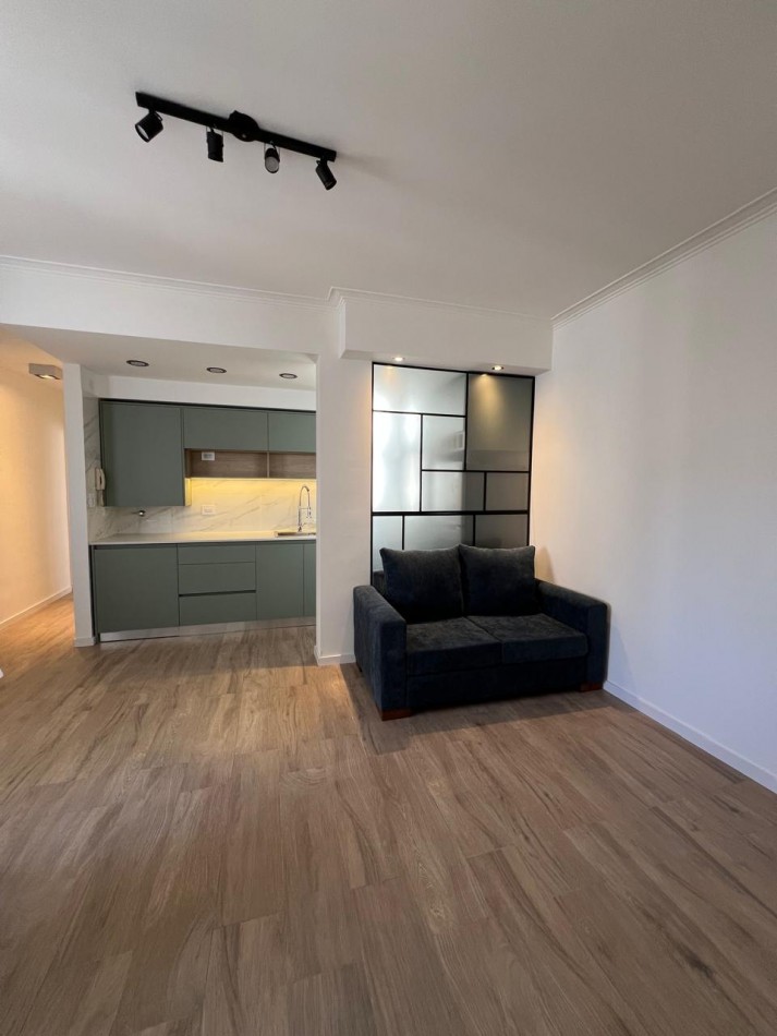 DEPARTAMENTO DE 3 AMB LATERAL. RECICLADO