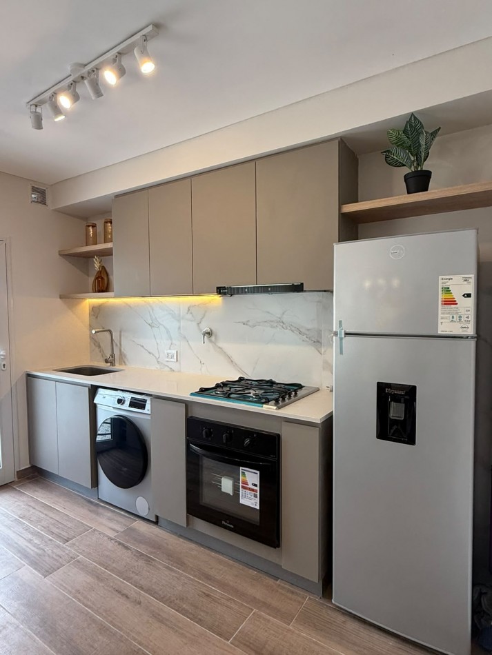 DUPLEX DE 4 AMB EXCELENTE