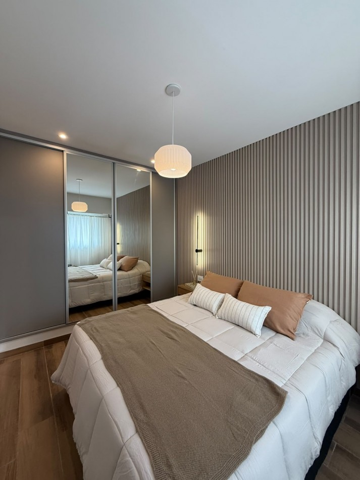 DUPLEX DE 4 AMB EXCELENTE