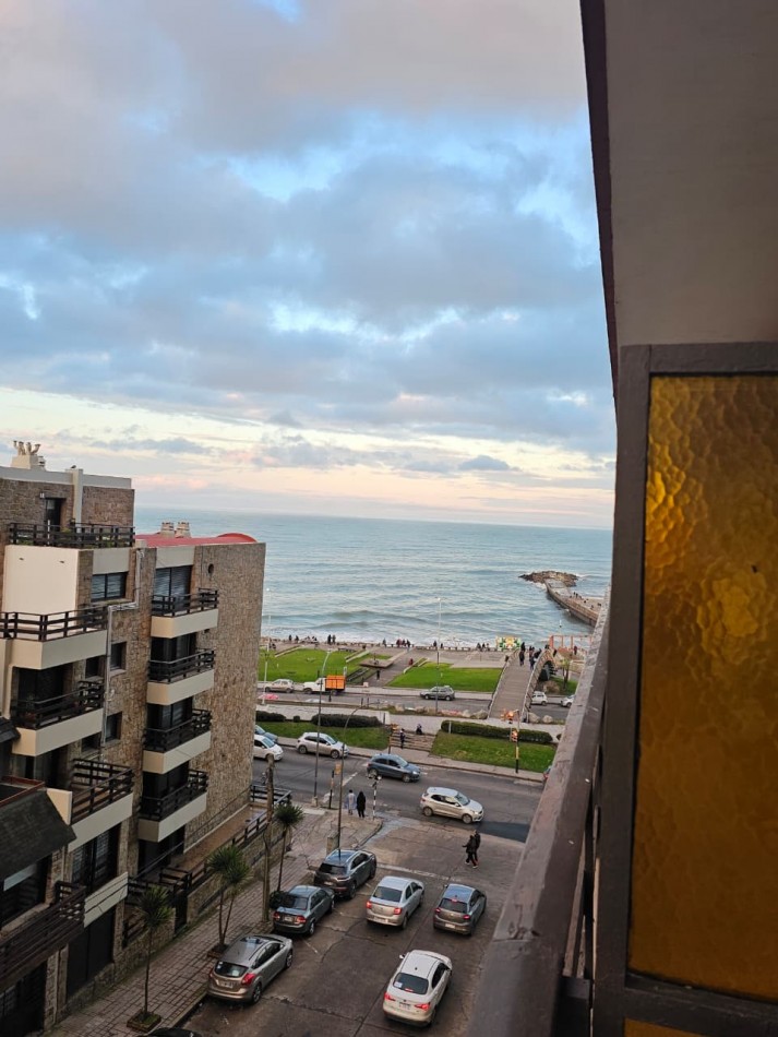 DEPARTAMENTO DE 2 AMB EXTERNO. VISTA AL MAR