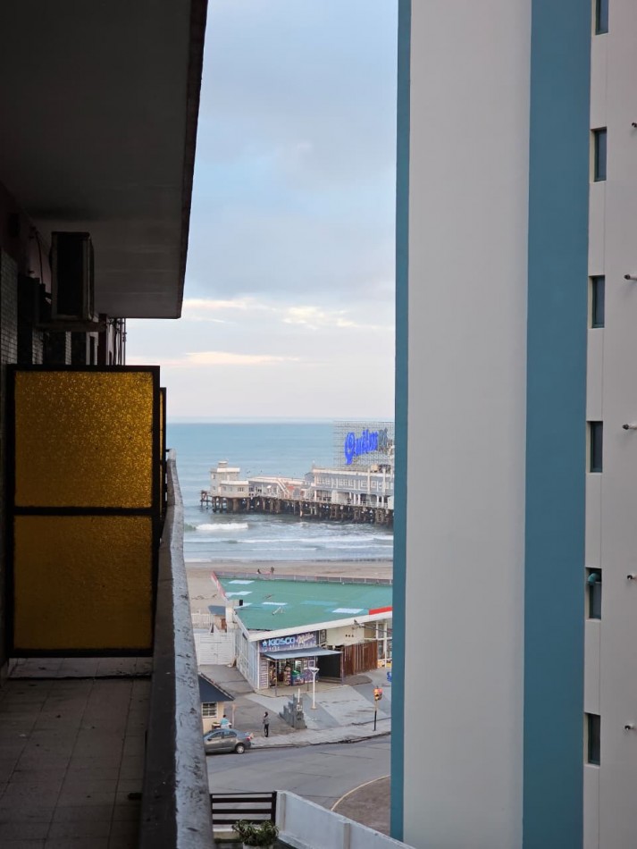 DEPARTAMENTO DE 2 AMB EXTERNO. VISTA AL MAR