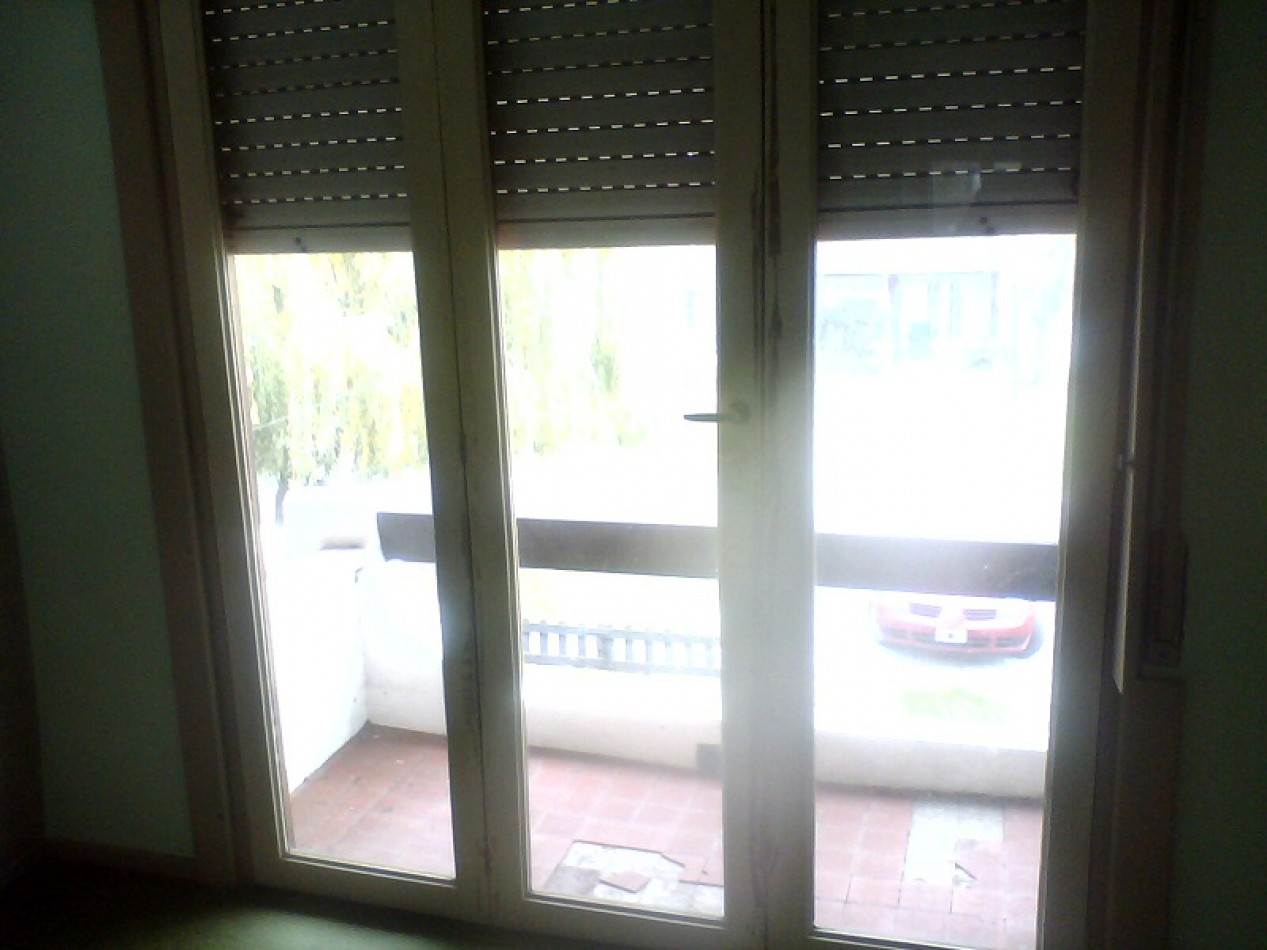 DUPLEX DE 3 AMB CON PARQUE. QUINCHO Y ENTRADA DE AUTO