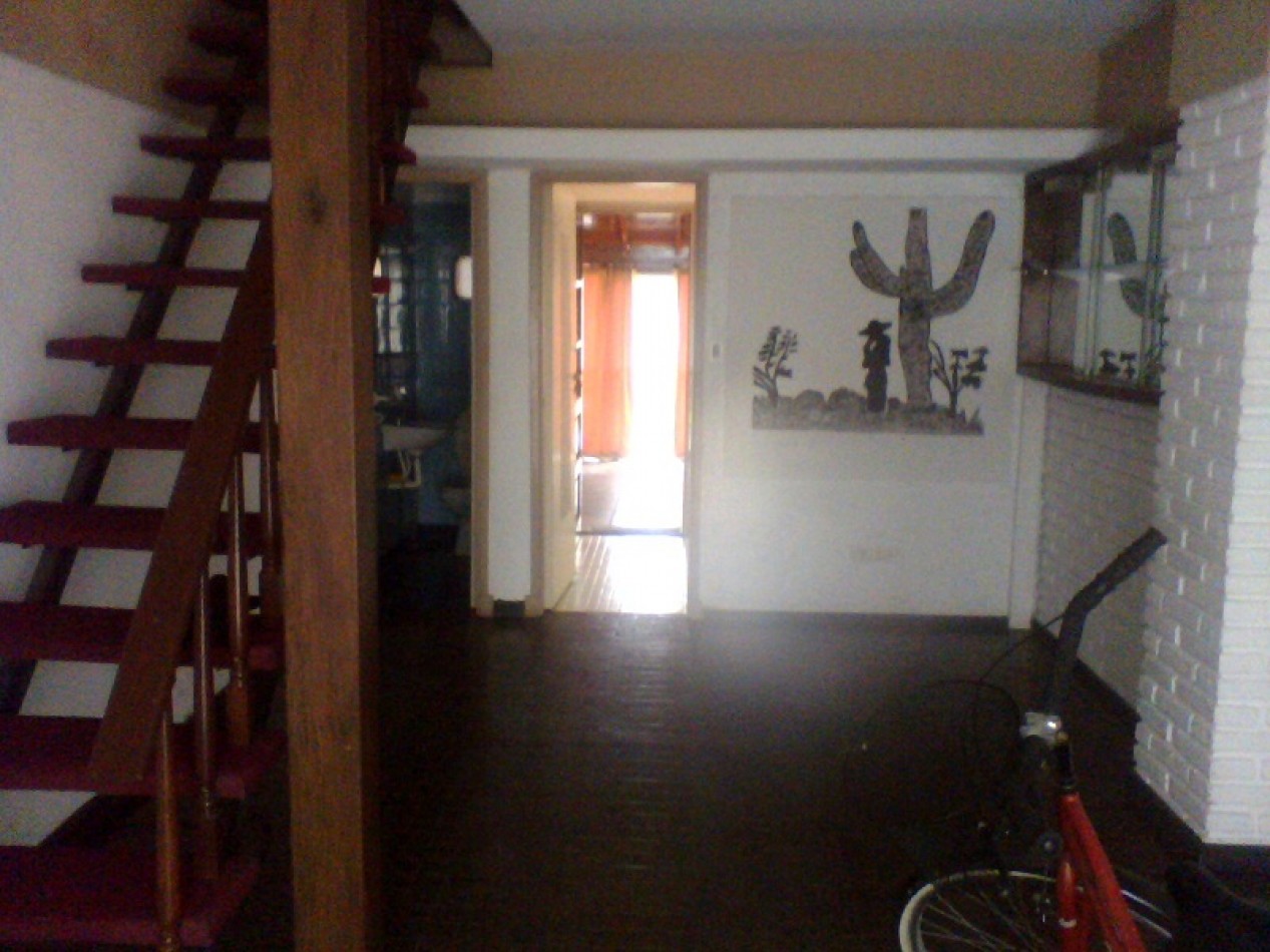 DUPLEX DE 3 AMB CON PARQUE. QUINCHO Y ENTRADA DE AUTO