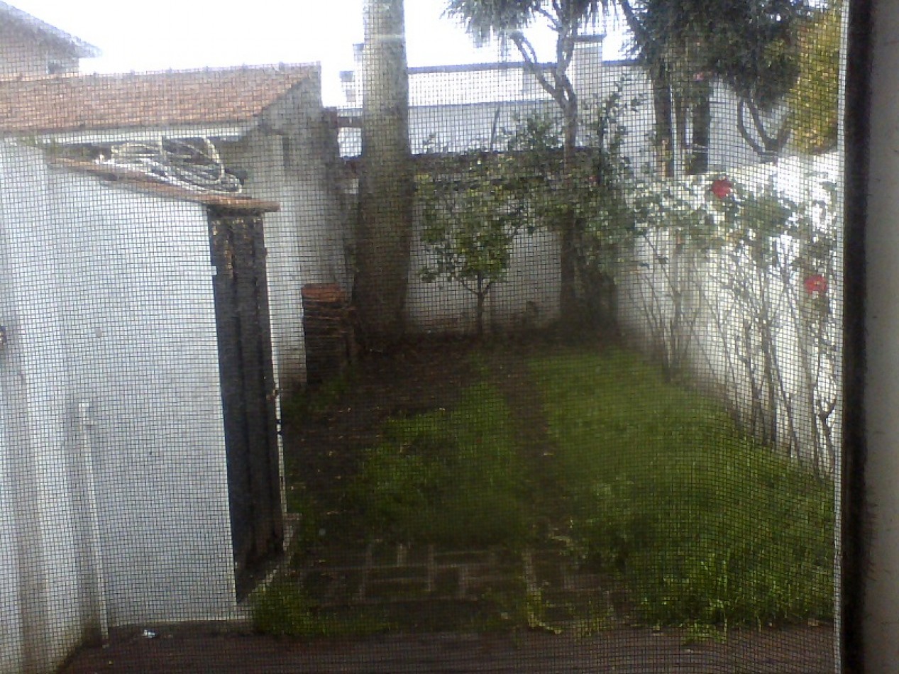 DUPLEX DE 3 AMB CON PARQUE. QUINCHO Y ENTRADA DE AUTO