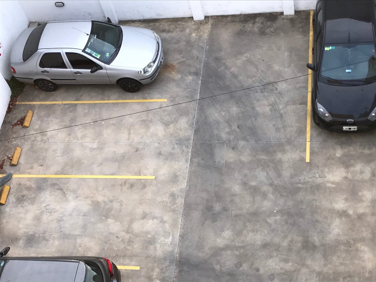SEMIPISO DE 2 AMB EXTERNO CON BALCON 
