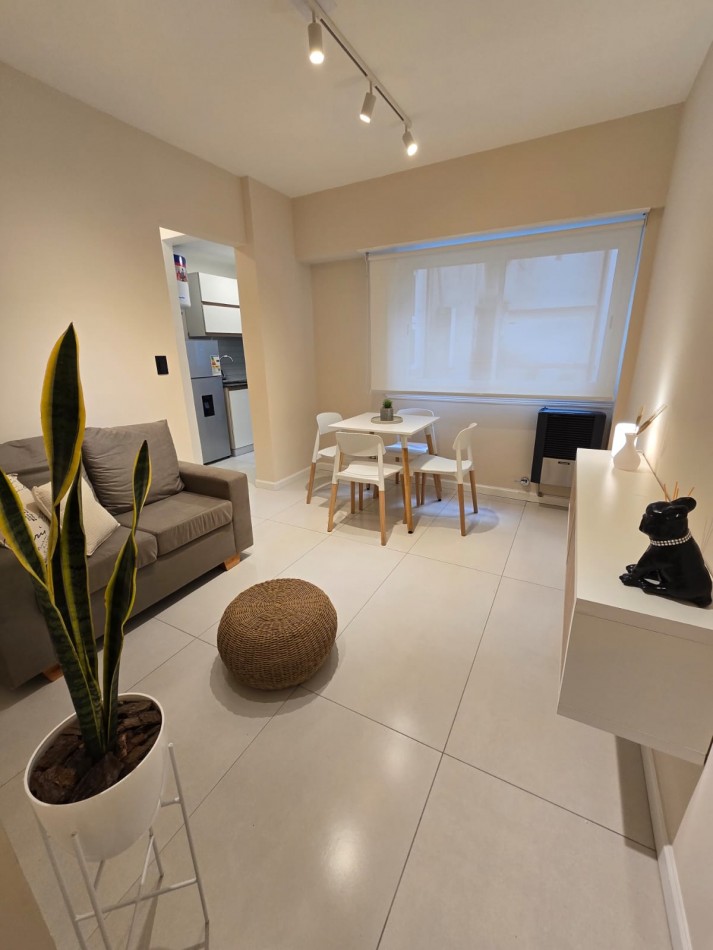 DEPARTAMENTO DE 3 AMB INTERNO. RECICLADO Y AMOBLADO