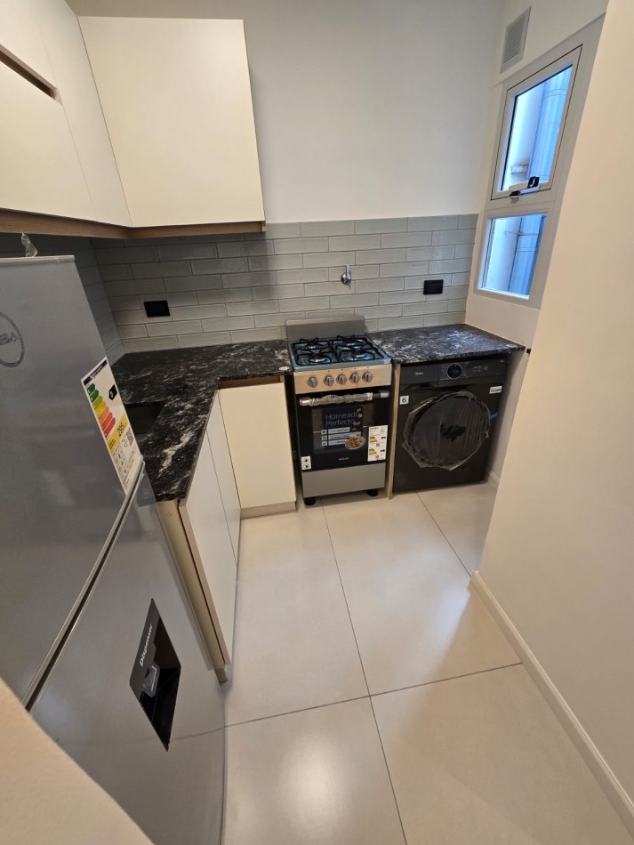 DEPARTAMENTO DE 3 AMB INTERNO. RECICLADO Y AMOBLADO