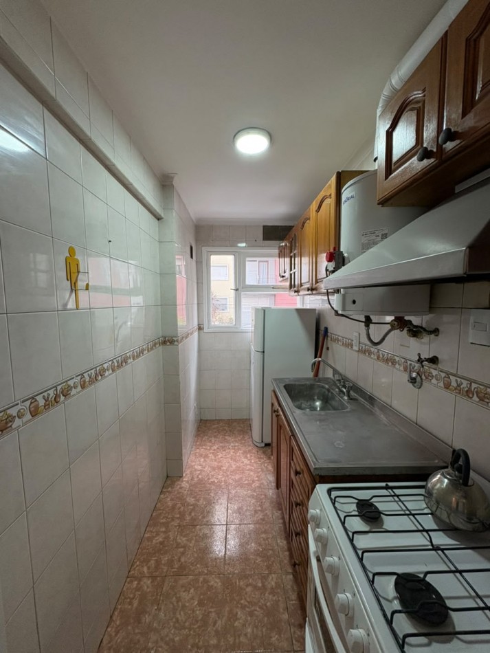 DEPARTAMENTO DE 2 AMB EXTERNO CON BALCON 