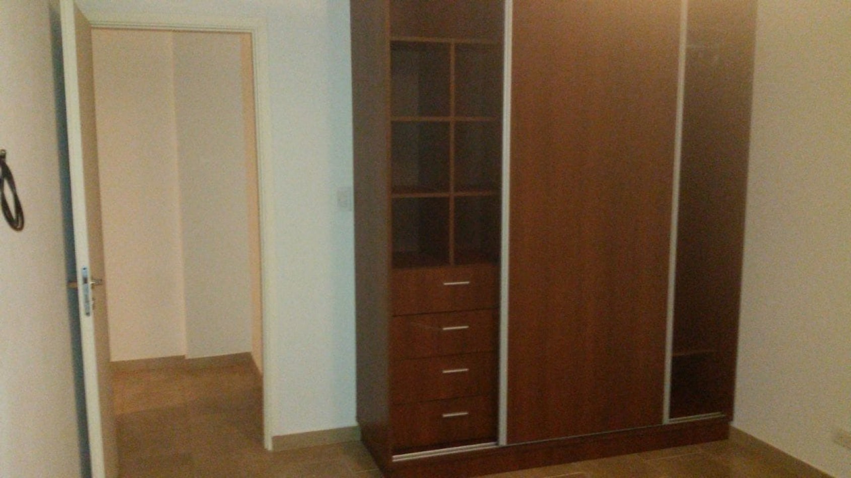 DEPARTAMENTO DE 2 AMB AMPLIO A METROS DEL MAR 