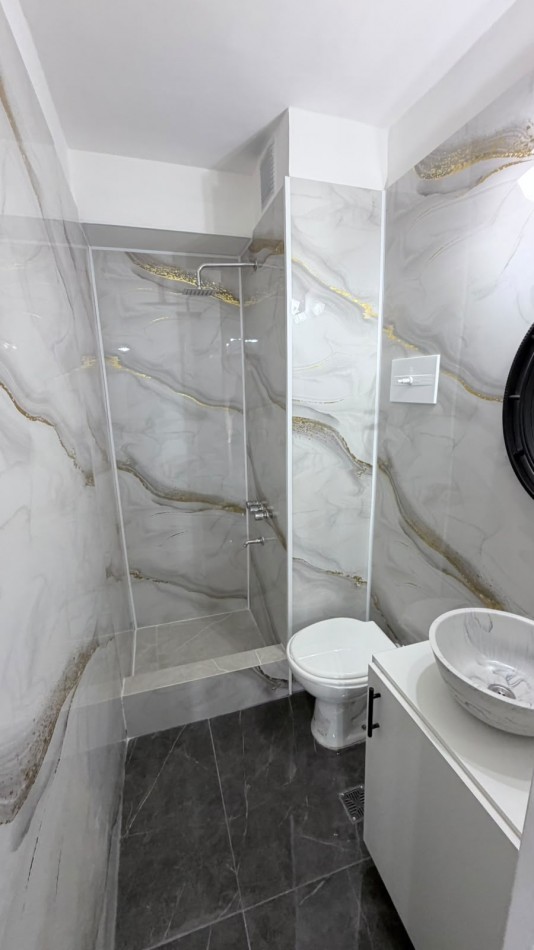 DEPARTAMENTO DE 1 AMB A LA CALLE CON BALCON 