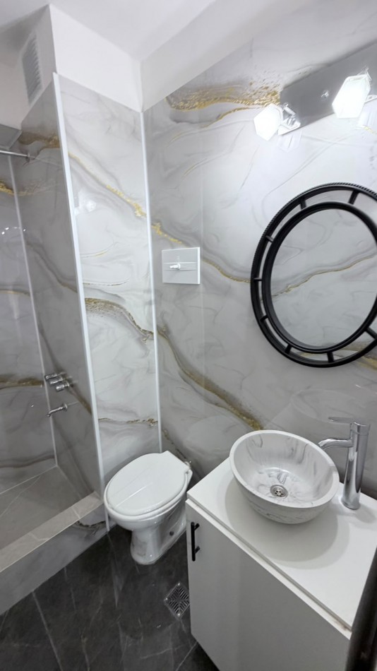 DEPARTAMENTO DE 1 AMB A LA CALLE CON BALCON 