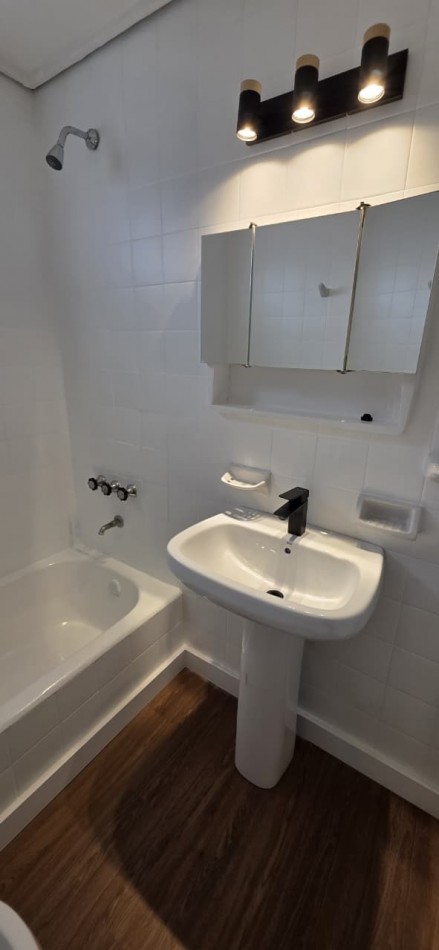 DEPARTAMENTO DE 2 AMB CON DEPENDENCIA. EXTERNO CON BALCON 