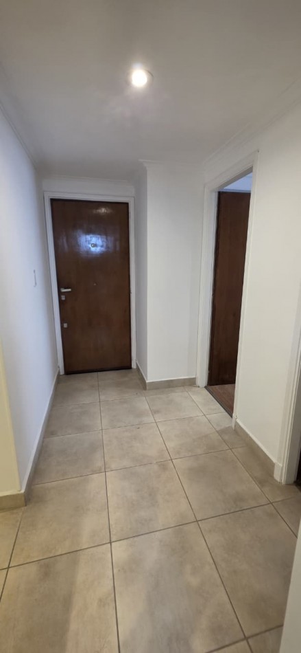 DEPARTAMENTO DE 2 AMB CON DEPENDENCIA. EXTERNO CON BALCON 