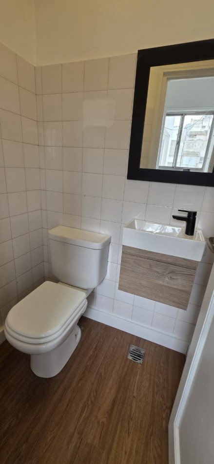 DEPARTAMENTO DE 2 AMB CON DEPENDENCIA. EXTERNO CON BALCON 