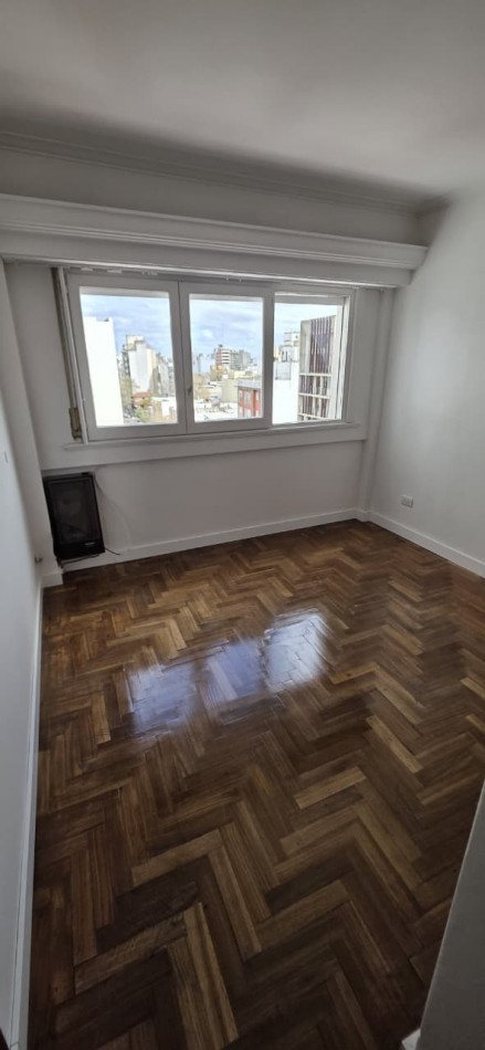 DEPARTAMENTO DE 2 AMB CON DEPENDENCIA. EXTERNO CON BALCON 