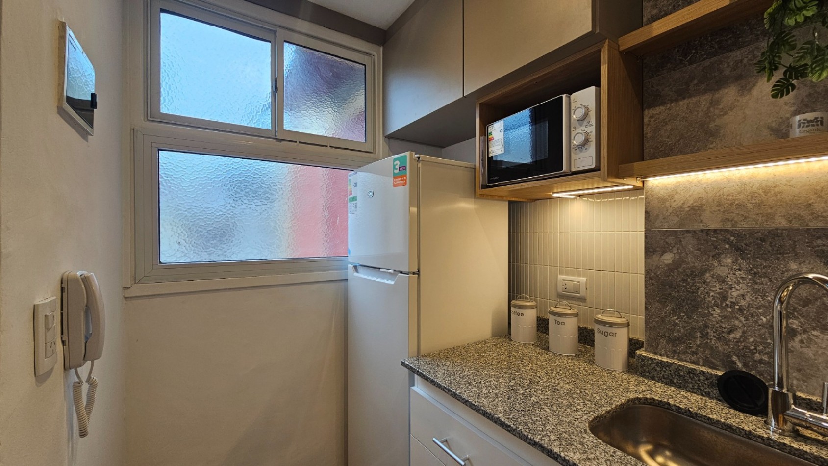 DEPARTAMENTO DE 1 AMB EXTERNO. BALCON. RECICLADO