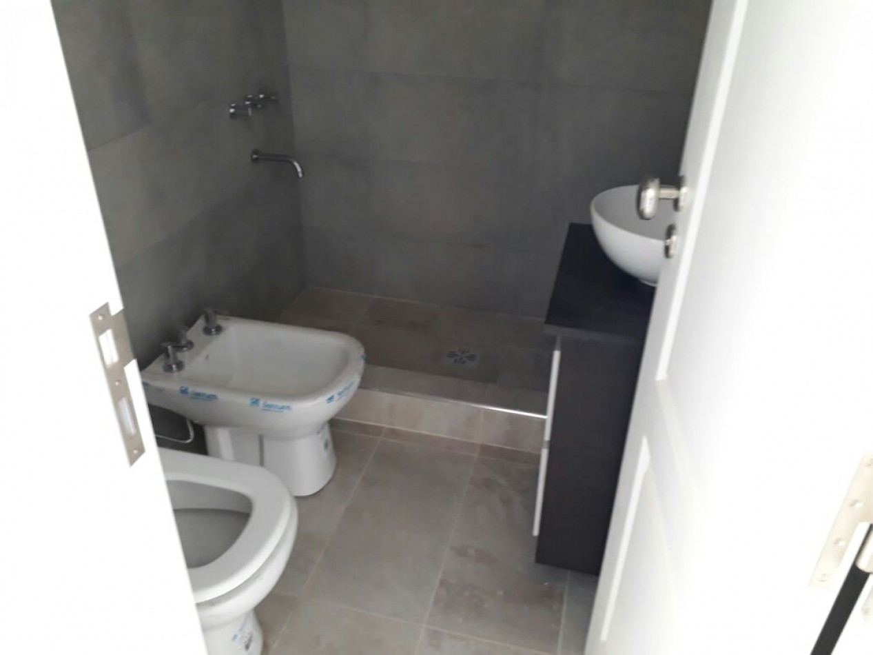 SEMIPISO DE 3 AMB EDIFICIO DAMAR VIII