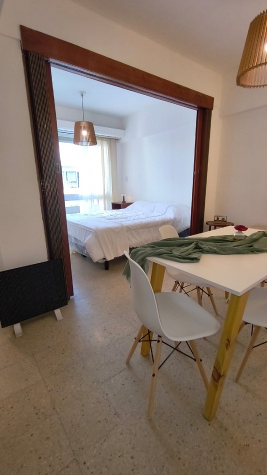 DEPARTAMENTO DE 1 AMB A LA CALLE CON BALCON 