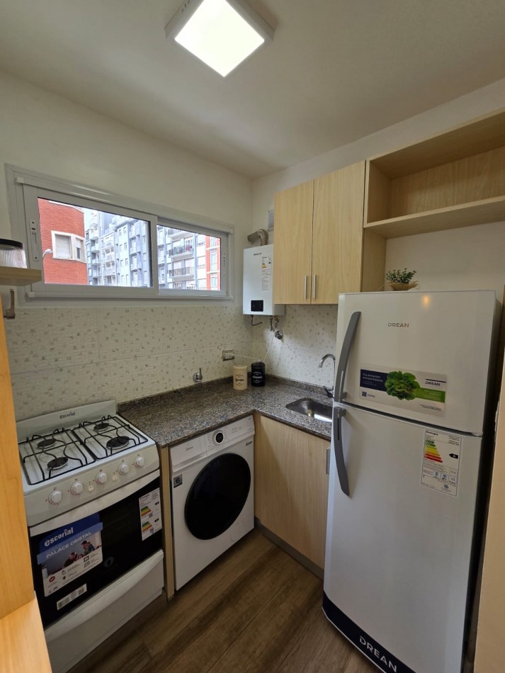 DEPARTAMENTO DE 2 AMB A LA CALLE. RECICLADO