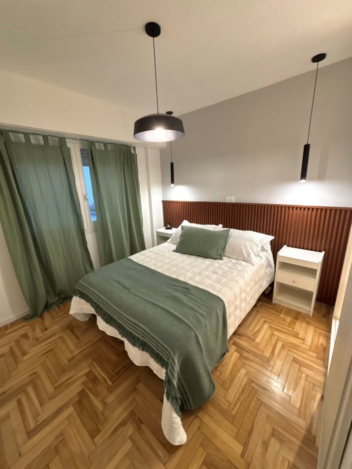 DEPARTAMENTO DE 2 AMB A LA CALLE CON BALCON 