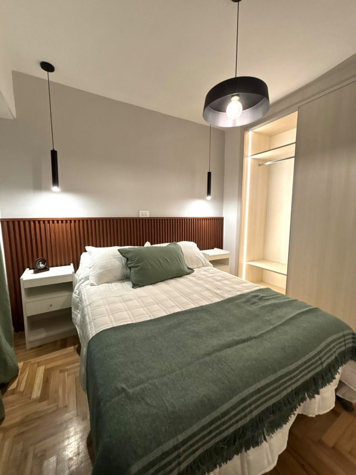 DEPARTAMENTO DE 2 AMB A LA CALLE CON BALCON 