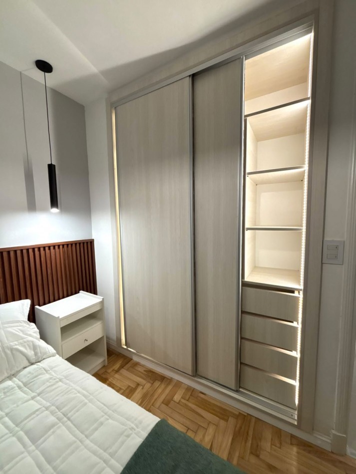 DEPARTAMENTO DE 2 AMB A LA CALLE CON BALCON 