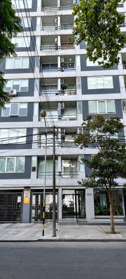 DEPARTAMENTO DE 2 AMB CON ESPACIO DE COCHERA