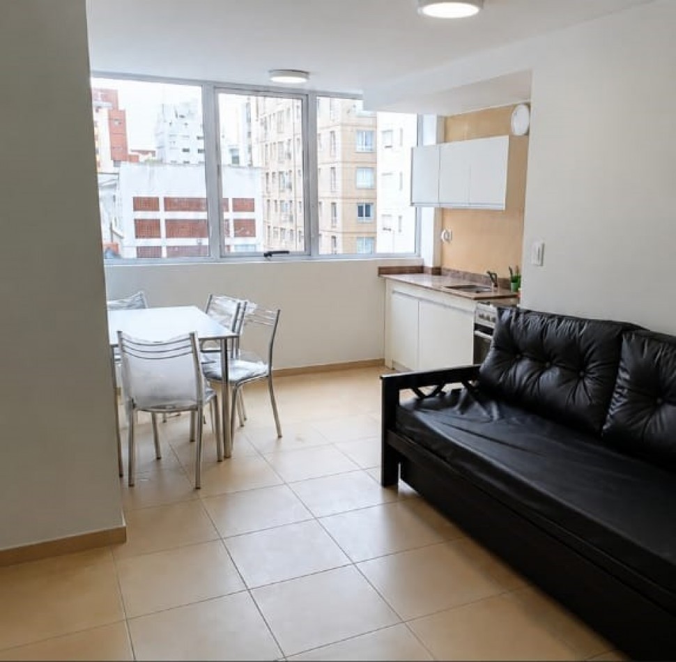 DEPARTAMENTO DE 2 AMB CON ESPACIO DE COCHERA