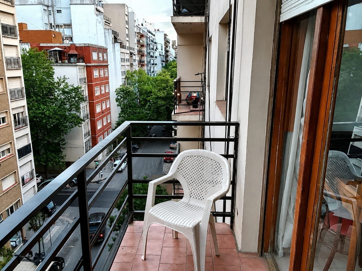 DEPARTAMENTO DE 2 AMB EXTERNO CON BALCON