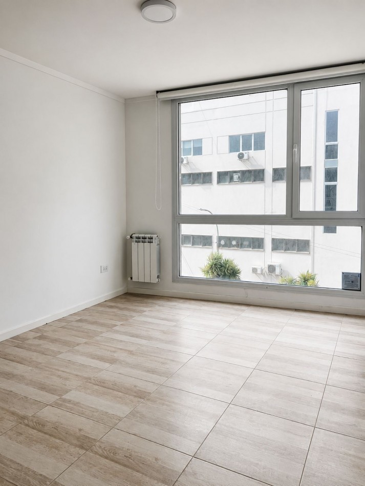 DEPARTAMENTO DE 2 AMB EXTERNO CON VISTA AL MAR. COCHERA Y BAULERA