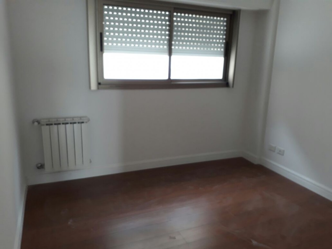 SEMIPISO DE 2 AMB EXTERNO CON BALCON 
