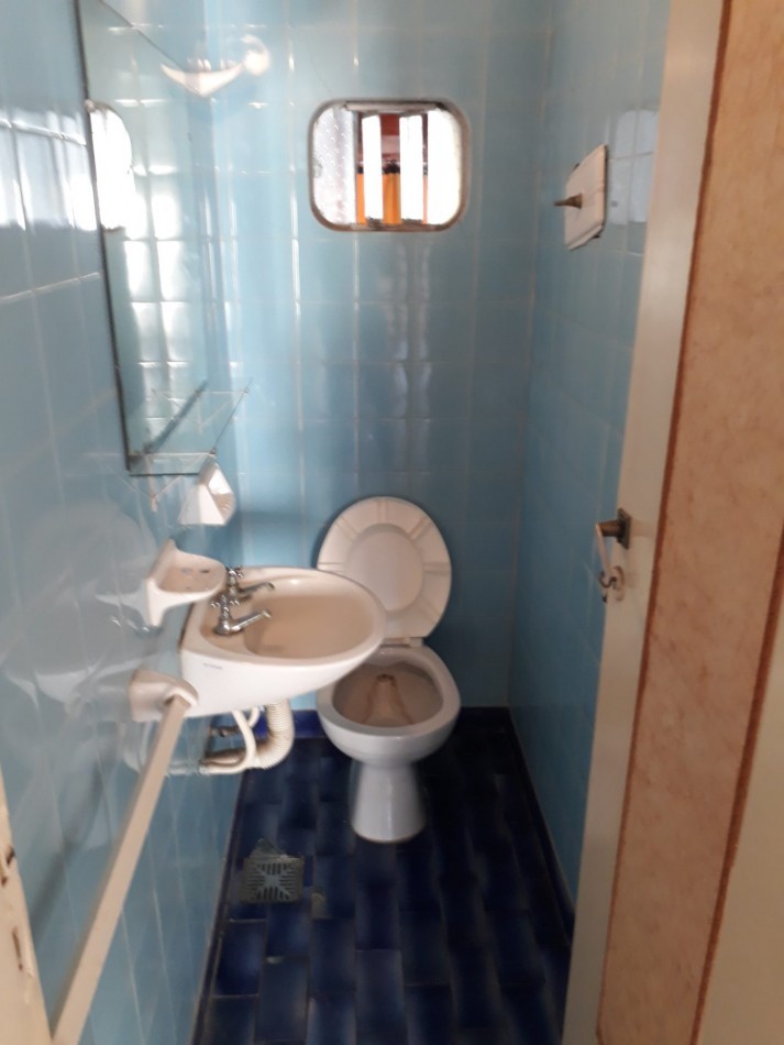 DUPLEX DE 3 AMB CON PARQUE. QUINCHO Y ENTRADA DE AUTO