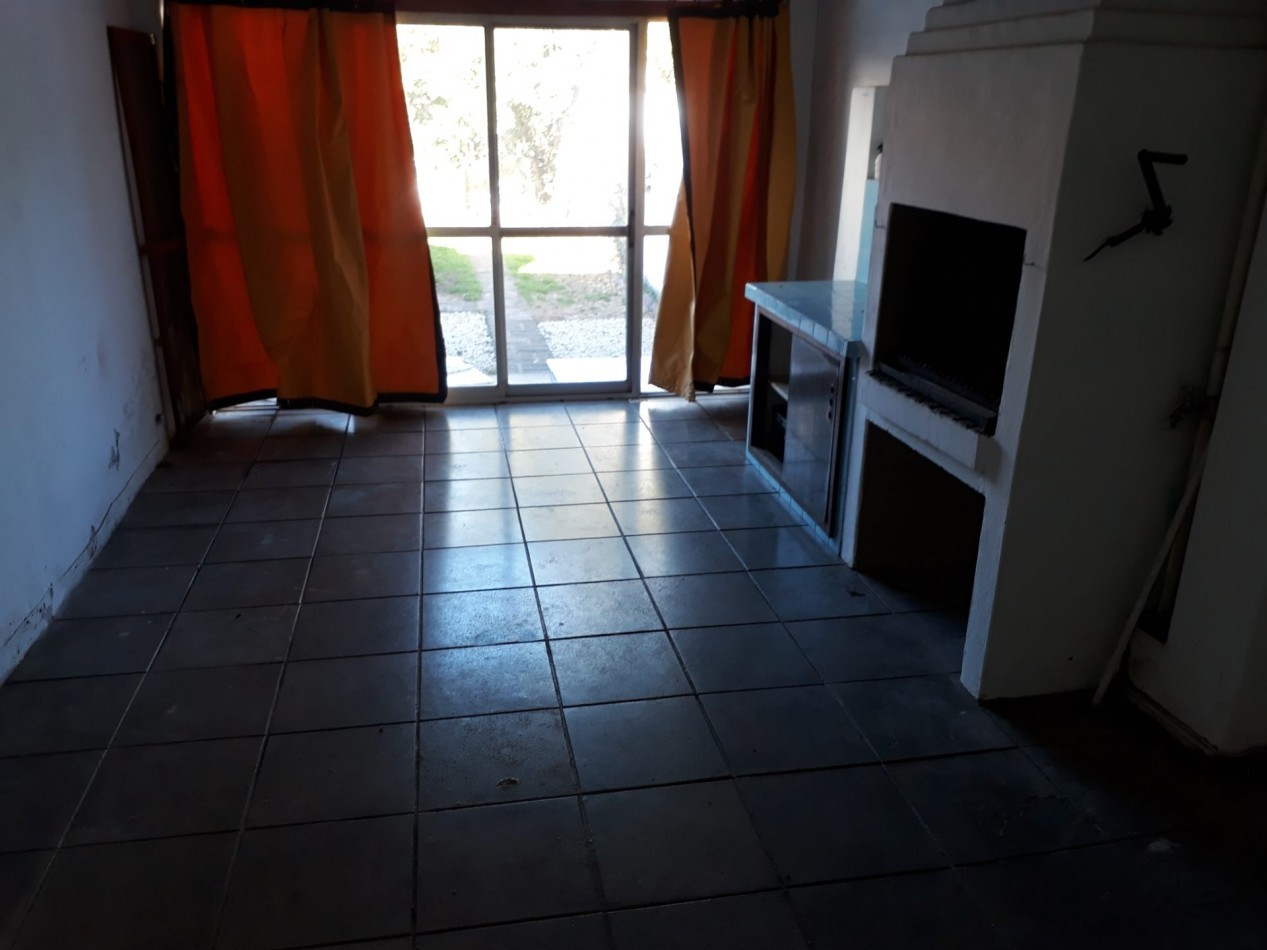 DUPLEX DE 3 AMB CON PARQUE. QUINCHO Y ENTRADA DE AUTO