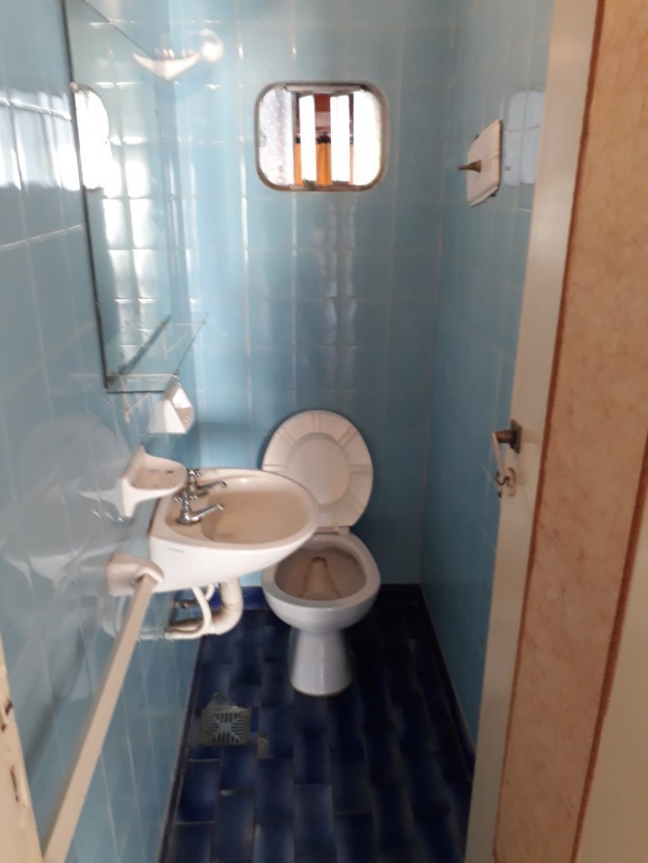 DUPLEX DE 3 AMB CON PARQUE. QUINCHO Y ENTRADA DE AUTO