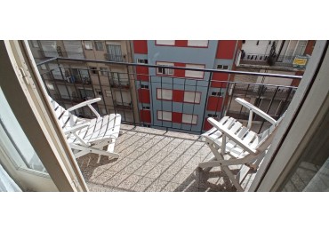 DEPARTAMENTO DE 2 AMB CON DEPENDENCIA. EXTERNO CON BALCON 