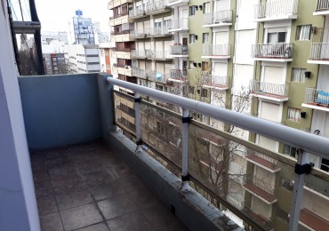 DEPARTAMENTO DE 3 AMB EXTERNO CON DOS BALCONES