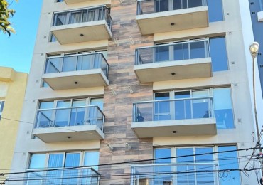SEMIPISO DE 3 AMB EXTERNO. COCHERA 