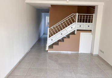 DUPLEX DE 4 AMB CON ENTRADA DE AUTO Y PARQUE