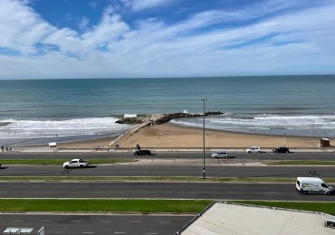 DEPARTAMENTO DE 3 AMB. VISTA AL MAR. COCHERA 