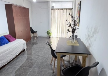 DEPARTAMENTO DE 1 AMB A LA CALLE CON BALCON 